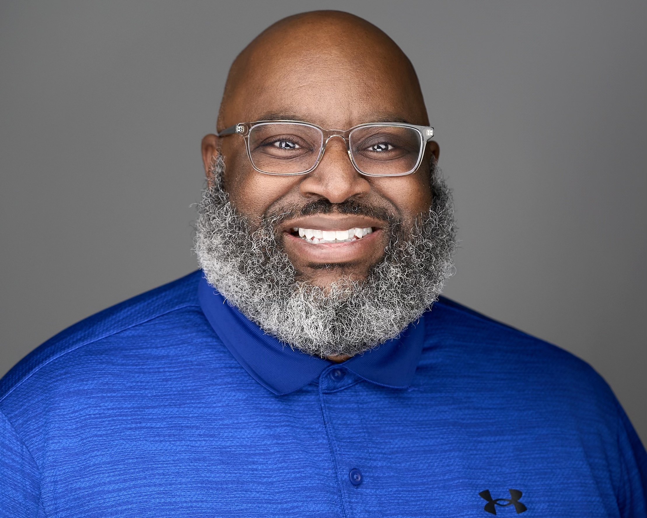 344 - Break Into Event and Headshot Photography with Chip Dizard - Luci Dumas Profitable Photographer podcast